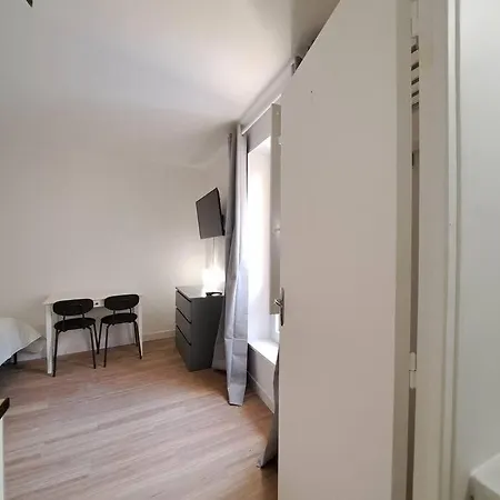 Palerme - Studio Confortable Et Idealement Situe Lägenhet
